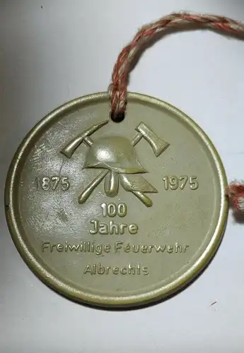 E880/ DDR Kunststoff Plakette 100 Jahre freiwillige Feuerwehr Albrechts