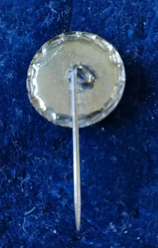 E655/ Abzeichen SZG Spezialzuchtgemeinschaft Hunde Stufe gold emailliert