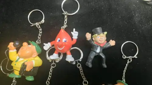 E540/ Werbefiguren aus Gummi 