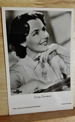 E34/ Starpostkarte Sonja Ziemann