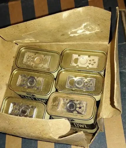 E936/ Safe Owl Blechdosen tin ungeöffnet Werbedosen 