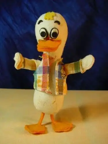 B17/ Alte Donald Duck Figur