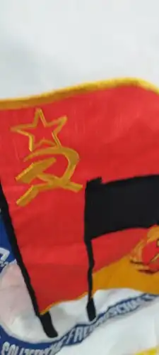 G244b/ schwere Seiden Fahne:  Deutsch-Sowjetische Freundschaft 120 X 180 cm