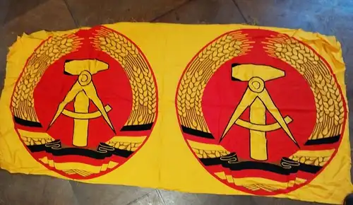 DDR Fahnenemblem 66cm Durchmesser Rohling Flagge Banner  