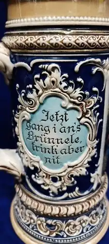 G308/ Alter Krug mit Zinndeckel 