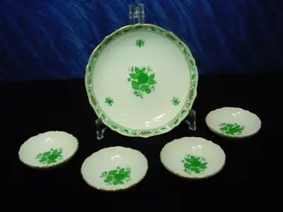 B233/ 4+1 Porzellan Tellerchen Kaiser Schönbrunn