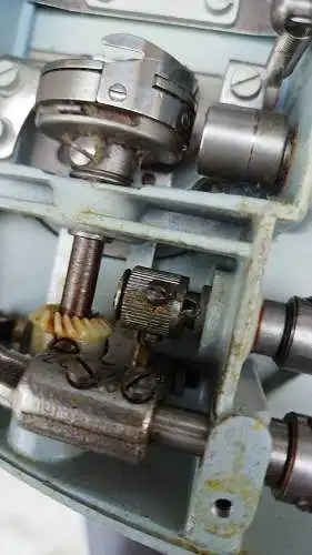 G357/ ADLERETTE 200 Nähmaschine, Antik Retro Vintage. Ersatzteilspender. 