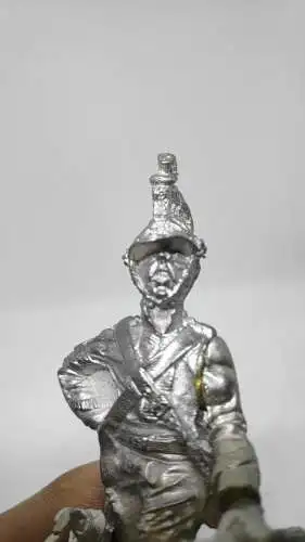 004/ Zinnsoldat Offizier unbemalt 10 cm