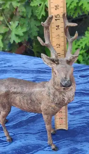 F906/ 2 Stück antike Hirsch Figur    handbemalt 