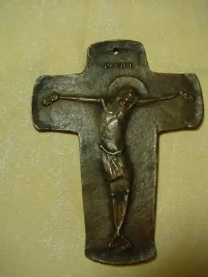 B94/Jesu-Kreuz Konfirmation in Stockdorf Bronzekreuz