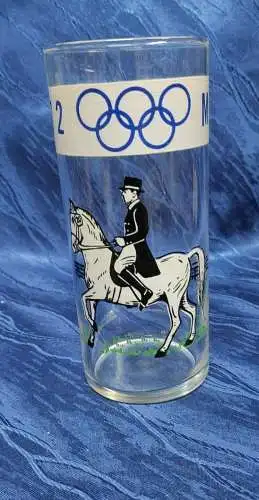 G147/ Olympiade 1972 Glas München Reiter Dressur  Memorabilia Andenken 