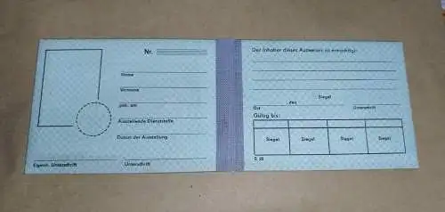 Ausweis Freiwilliger Helfer der Deutschen Volkspolizei