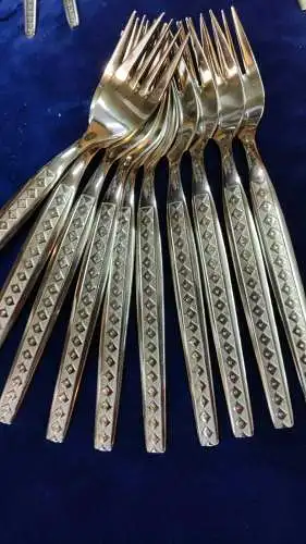 F262/ Dalia Besteck Rostfrei 35 Teile