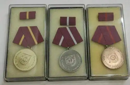 E880/Satz Medaillen Für Treue Pflichterfüllung in der Zivilverteidigung der DDR