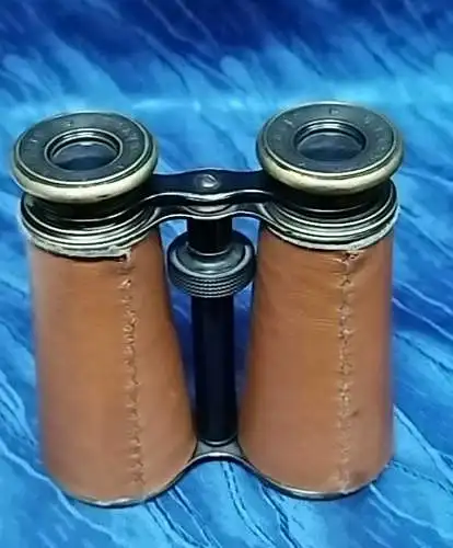 063/ Fernglas C.V. Lepetit Havre Frankreich alt