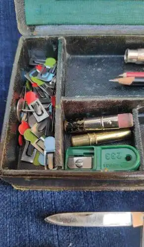 G209/ Schreibtischzubehör Faber Castell Anspitzer Schreibfeder Kostbarkeiten 