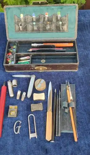 G209/ Schreibtischzubehör Faber Castell Anspitzer Schreibfeder Kostbarkeiten 