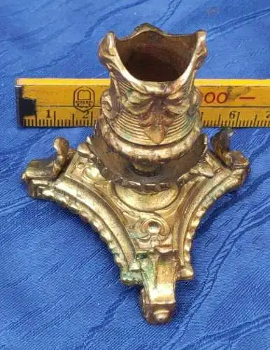 F805/ kleiner Gründerzeit Kerzenleuchter Messing
