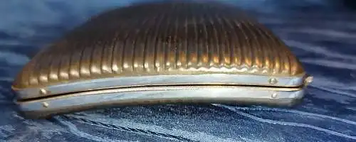 G70/ Altes Zigarrenetui Zigarrenkiste Zigarrenschachtel aus Metall und Chrom 