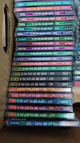 G338/ über 60 CD Sampler von 1999 bis 2003 