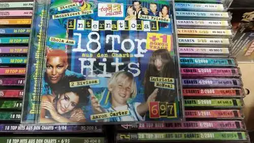 G338/ über 60 CD Sampler von 1999 bis 2003 