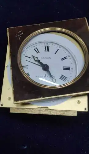 F916/ Schöne  alte  Tischuhr Wecker mit Musikwerk Schicksalsmelodie 