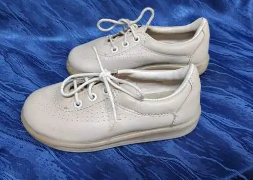 F966/ DDR Kinderschuhe Troll  Banner Schuhe beige gr.23 Pittiplatsch 