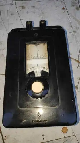 F519/ Siemens Strommessgerät Bakelit