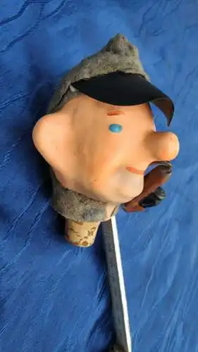 E732/ Der Brave Soldat Schwejk / alter Flaschenverschluss