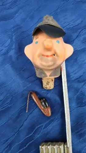 E732/ Der Brave Soldat Schwejk / alter Flaschenverschluss