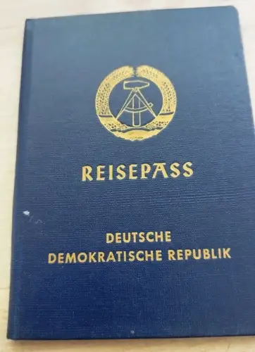 original alter DDR Reisepass , Muster, sehr selten 