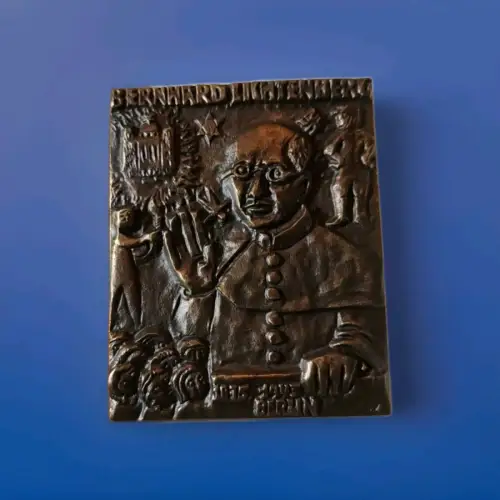 Egino Weinert Bronze Relief Wandbild m. Aufhäng Bernhard Lichtenberg 8,5 x 9 cm