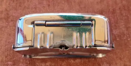 G710/ Oldtimer Auto Aschenbecher Antik