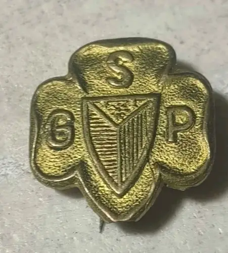 VINTAGE GIRL SCOUT PIN  Girl Scout Mitgliedsabzeichen 