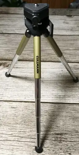 Cullmann Ministativ tripod klein small universal mini Bereitschaftstasche