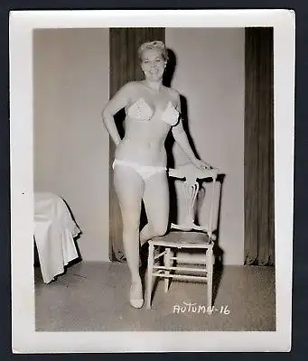 1950 Unterwäsche lingerie Erotik nude vintage Dessous pin up Autumn Foto photo