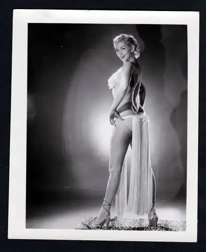 1960 Unterwäsche lingerie Erotik nude vintage Pose Dessous pin up Foto photo