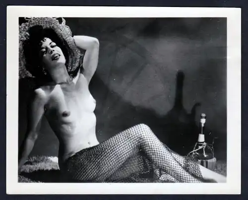 Unterwäsche lingerie Erotik nude vintage fishnet hose Dessous pin up Foto photo