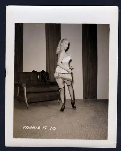 Unterwäsche lingerie Erotik nude Ronnie vintage Dessous pin up Foto photo