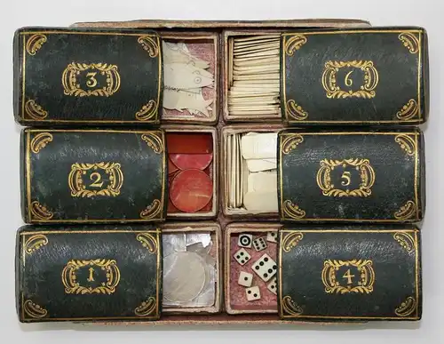 Six leather covered gilt boxes with gaming counters - Game counters Game pieces Spielsteine fish Fisch dice Wü