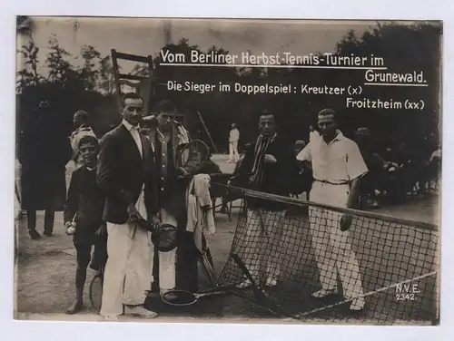 Vom Berliner Herbst-Tennis-Turnier im Grunewald. - Tennis Berlin Grunewald Turnier