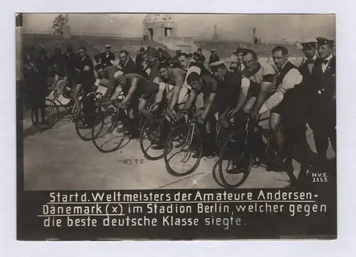Start d. Weltmeisters der Amateure Andersen-Dänemark - Radsport Fahrrad Radrennen Berlin Dänemark