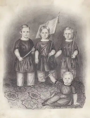(Vier Kinder mit Spielzeug) - Die Kinder tragen ein Schwert, Fahne, Gewehr und eine kleine Trompete