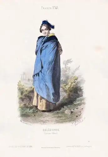 Arlesienne (Costume d'Hiver) - Arles Bouches-du-Rhone / French woman Frau femme / France Frankreich / costume