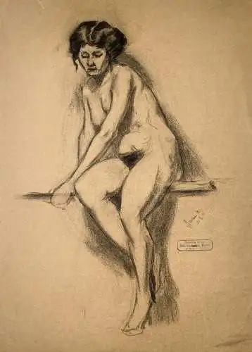 Sitzender weiblicher Akt auf Stange / Seated female nude