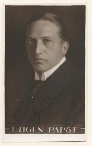 Fotopostkarte mit egh. Namenszug. (Signatur, Unterschrift)