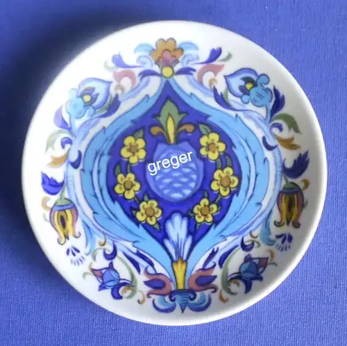 Kuchenteller von Villeroy & Boch  Izmir - altes Dekor 73 - , Stempel Schriftzug in braun