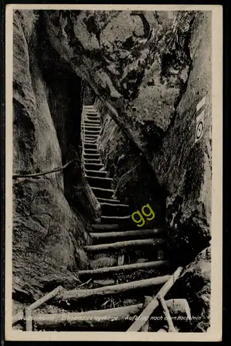 [Ansichtskarte] DDR Wolfsschlucht, Elbsandsteingebirge, Aufstieg nach dem Hockstein   w 4. 