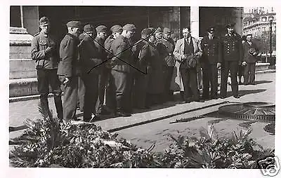 Originalfoto 9x13cm, Paris, Soldaten am Grab d. unbekannten Soldaten,1942