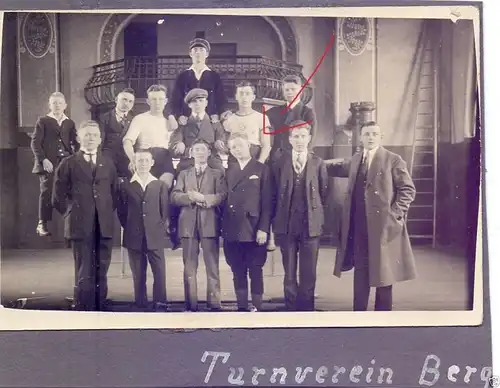 Originalfoto 9x13cm, Mitglieder Turnverein Bergkamen in Turnhalle,1925